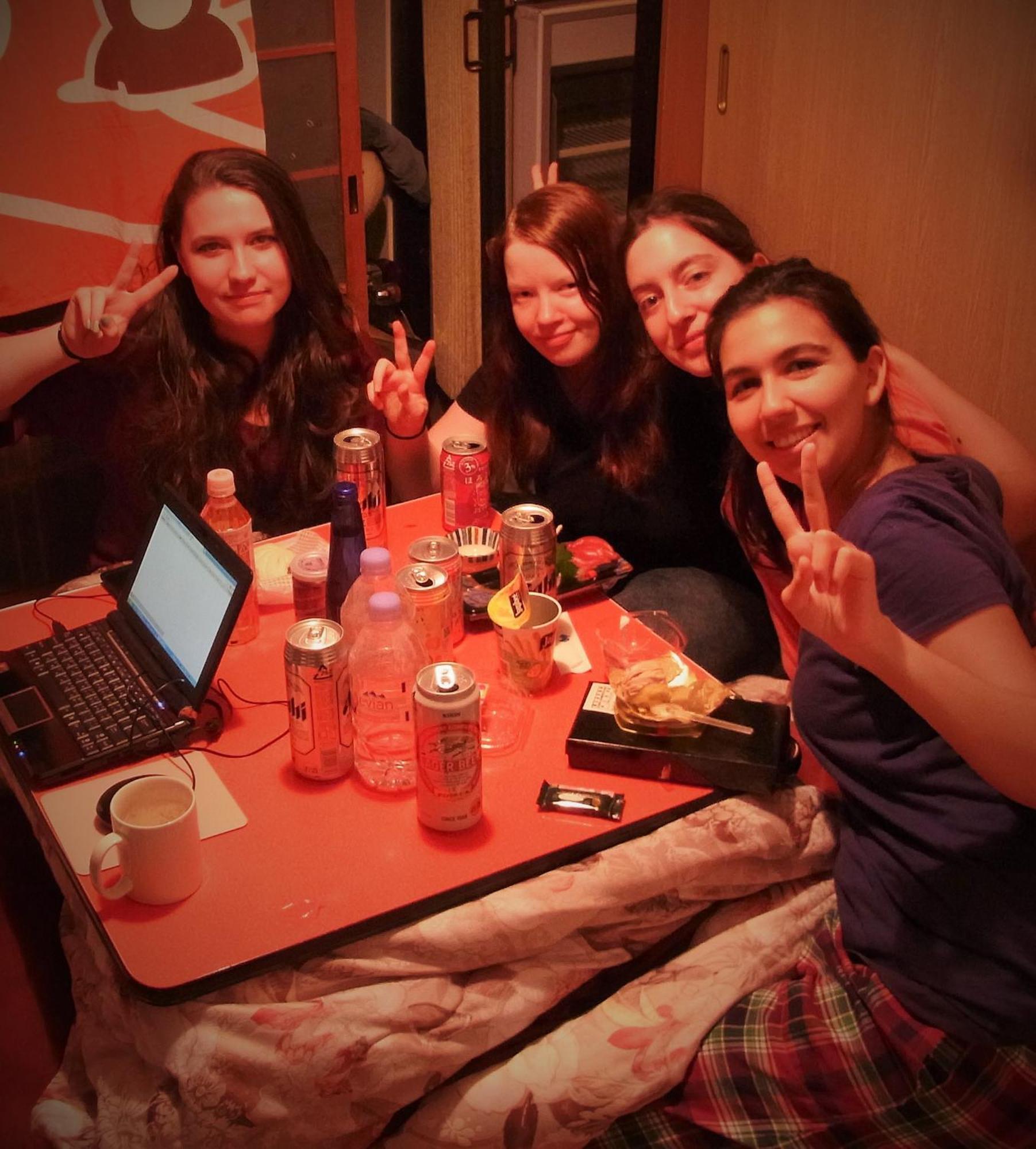 Nostalgic Guesthouse For 1 To 3 Females Or A Group Of 4 People Or More Kyoto Room photo